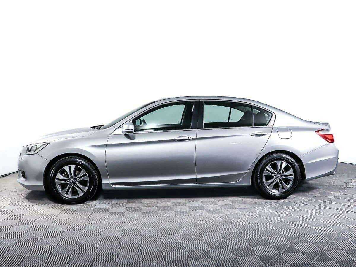 Купить Honda Accord с пробегом. Фото: #7