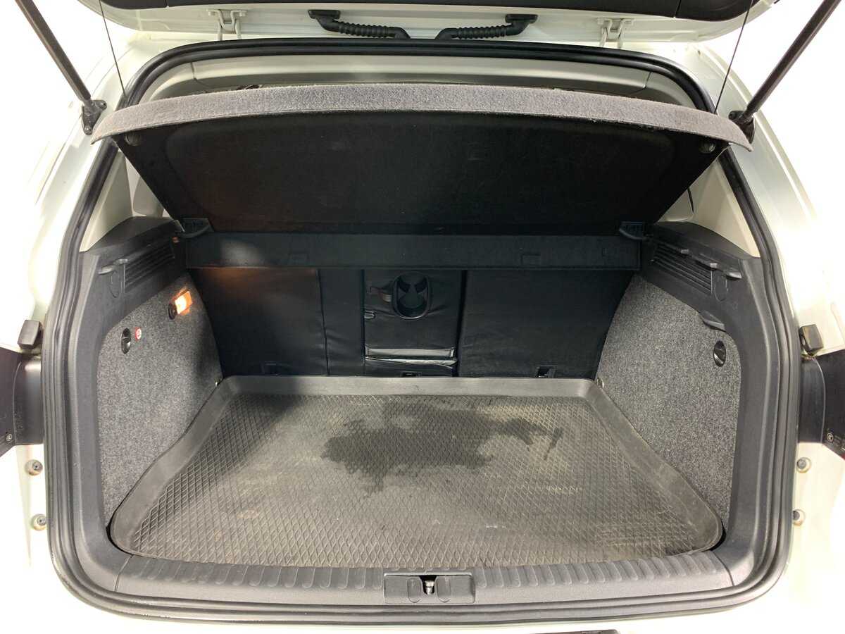 Купить Volkswagen Tiguan с пробегом. Фото: #19