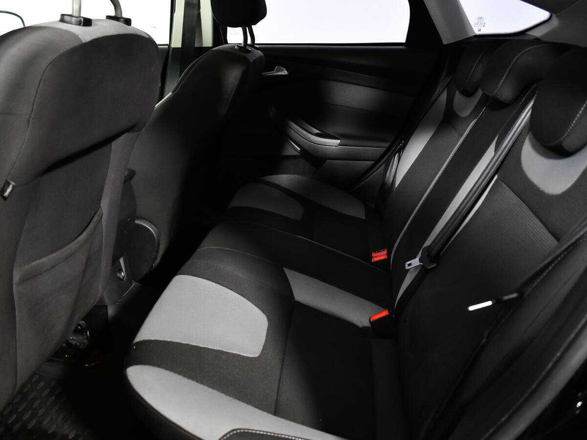 Купить Ford Focus с пробегом. Фото: #9