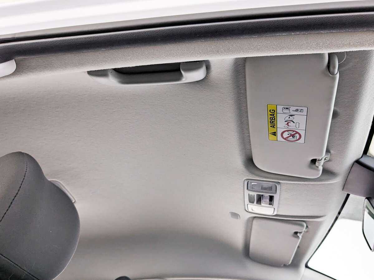 Купить Kia Rio с пробегом. Фото: #17