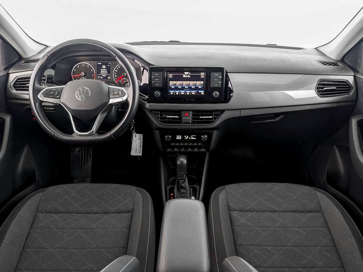 Купить Volkswagen Polo с пробегом. Фото: #11