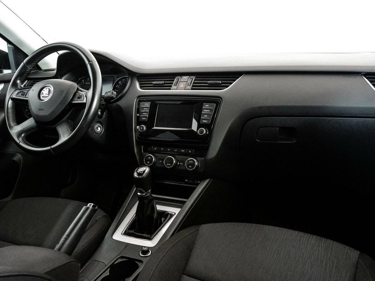 Купить Skoda Octavia с пробегом. Фото: #8