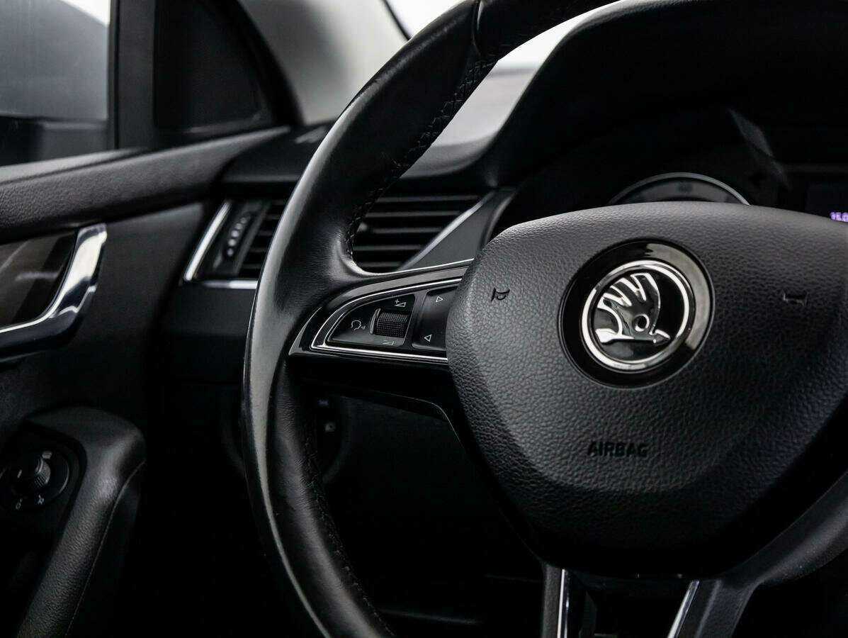 Купить Skoda Octavia с пробегом. Фото: #12