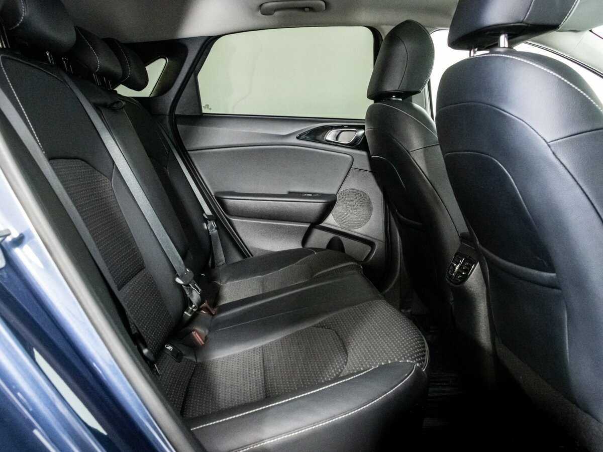 Купить Kia Ceed с пробегом. Фото: #18