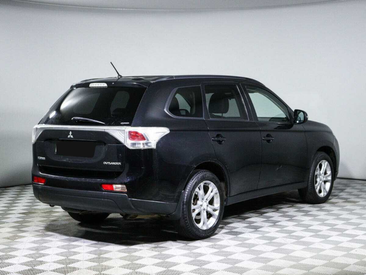 Купить Mitsubishi Outlander с пробегом. Фото: #3