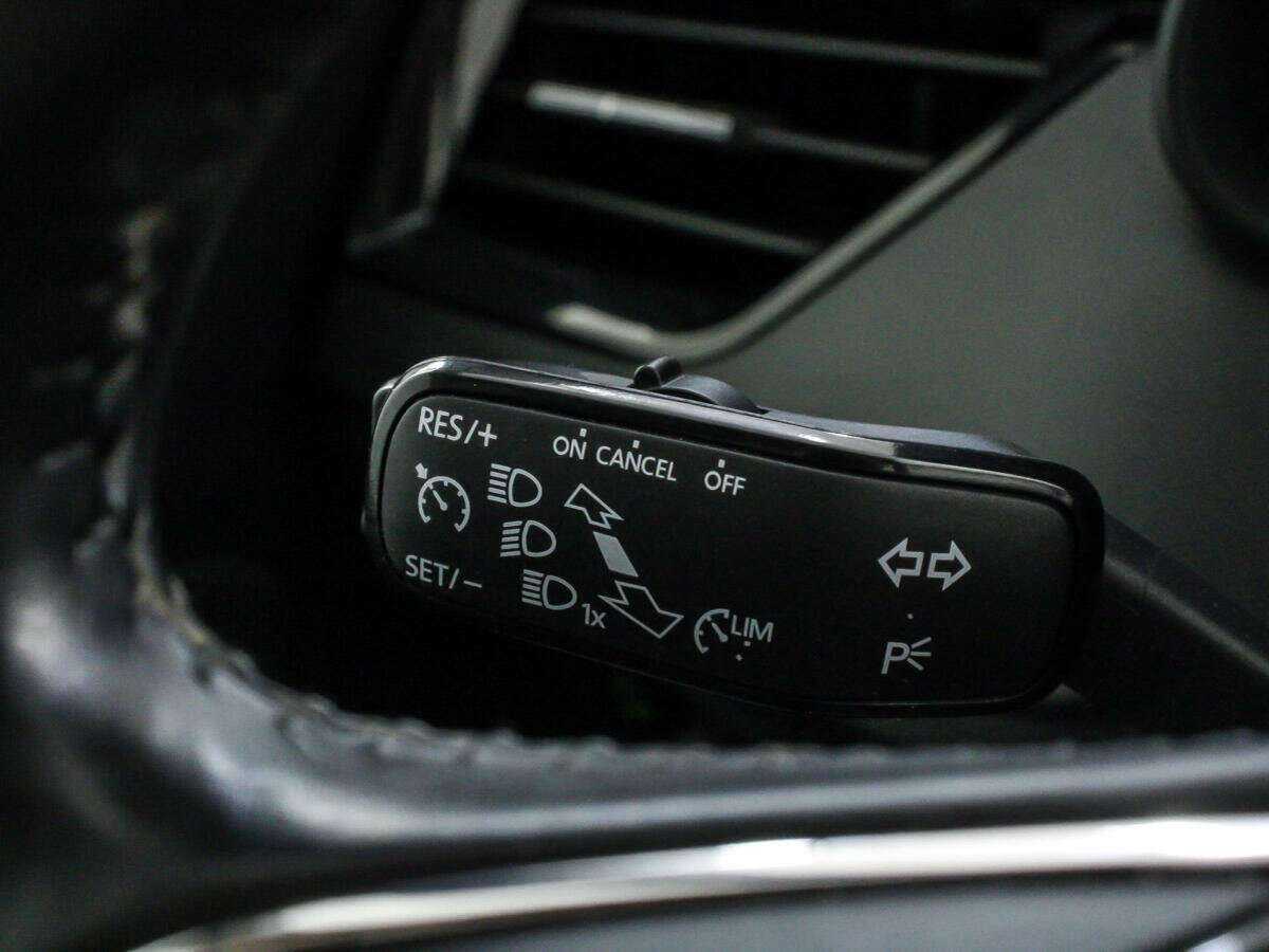 Купить Skoda Rapid с пробегом. Фото: #16