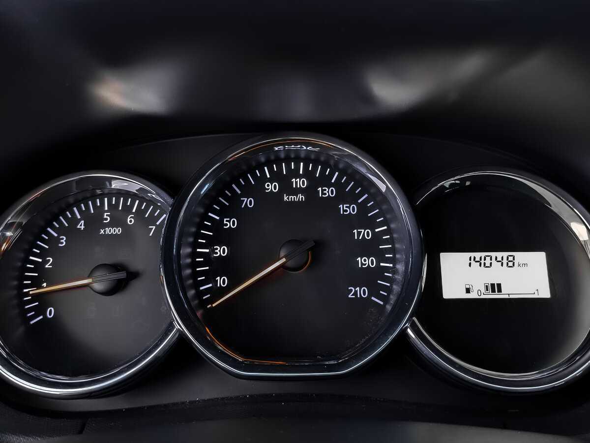 Купить Renault Duster с пробегом. Фото: #11