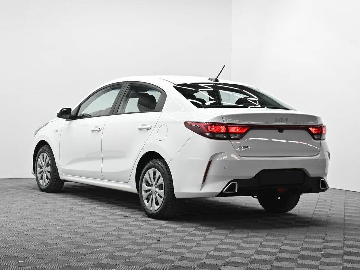 Купить Kia Rio с пробегом. Фото: #2