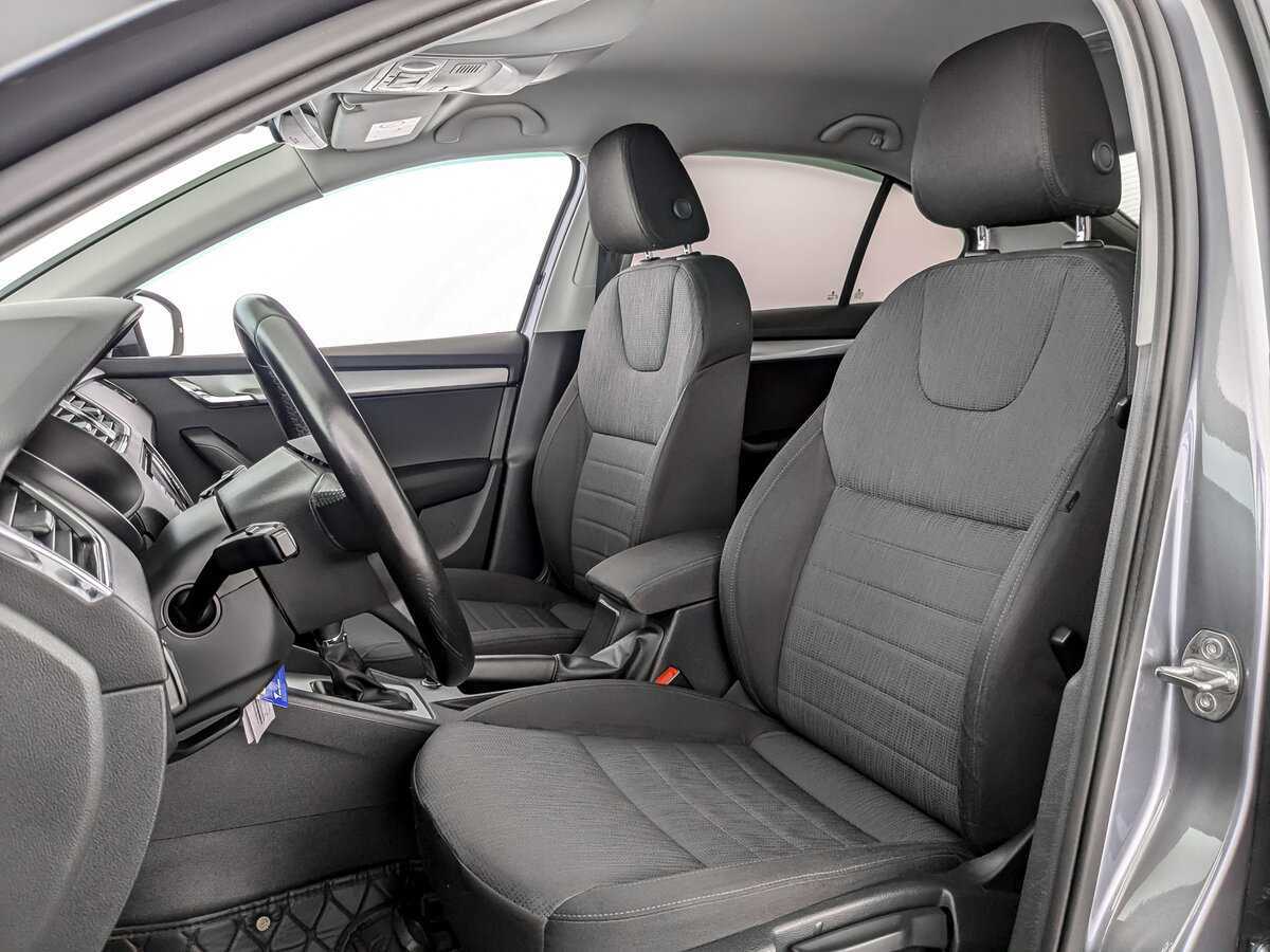 Купить Skoda Octavia с пробегом. Фото: #15