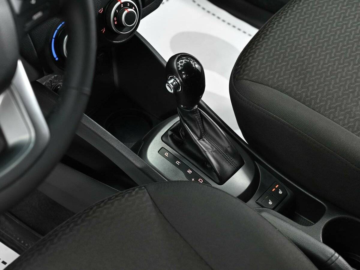 Купить Kia Rio с пробегом. Фото: #9