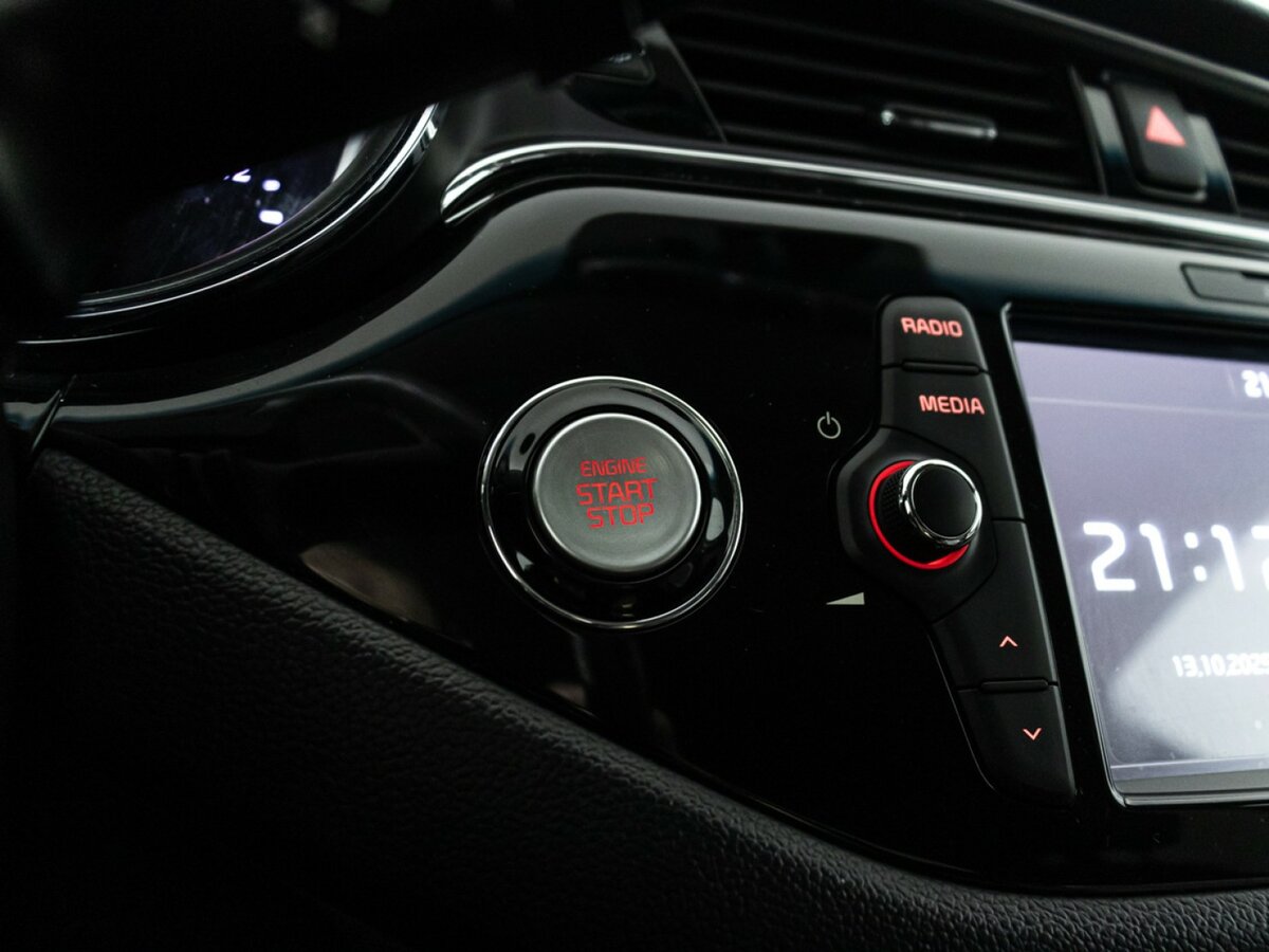 Купить Kia Ceed с пробегом. Фото: #13