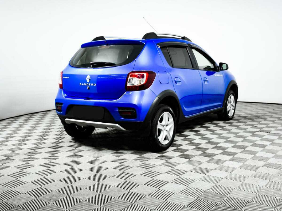 Купить Renault Sandero с пробегом. Фото: #4