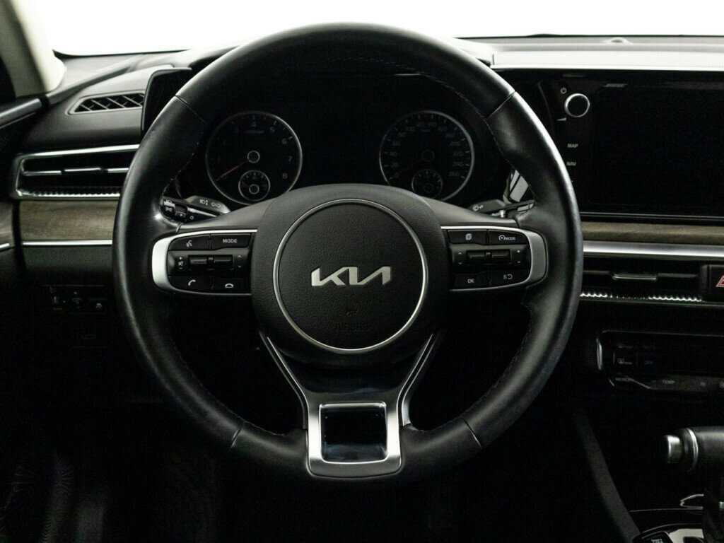 Купить Kia K5 с пробегом. Фото: #23