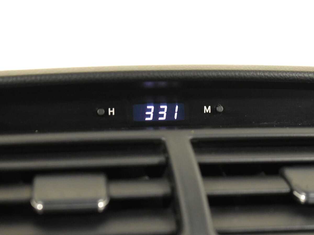 Купить Toyota Camry с пробегом. Фото: #18