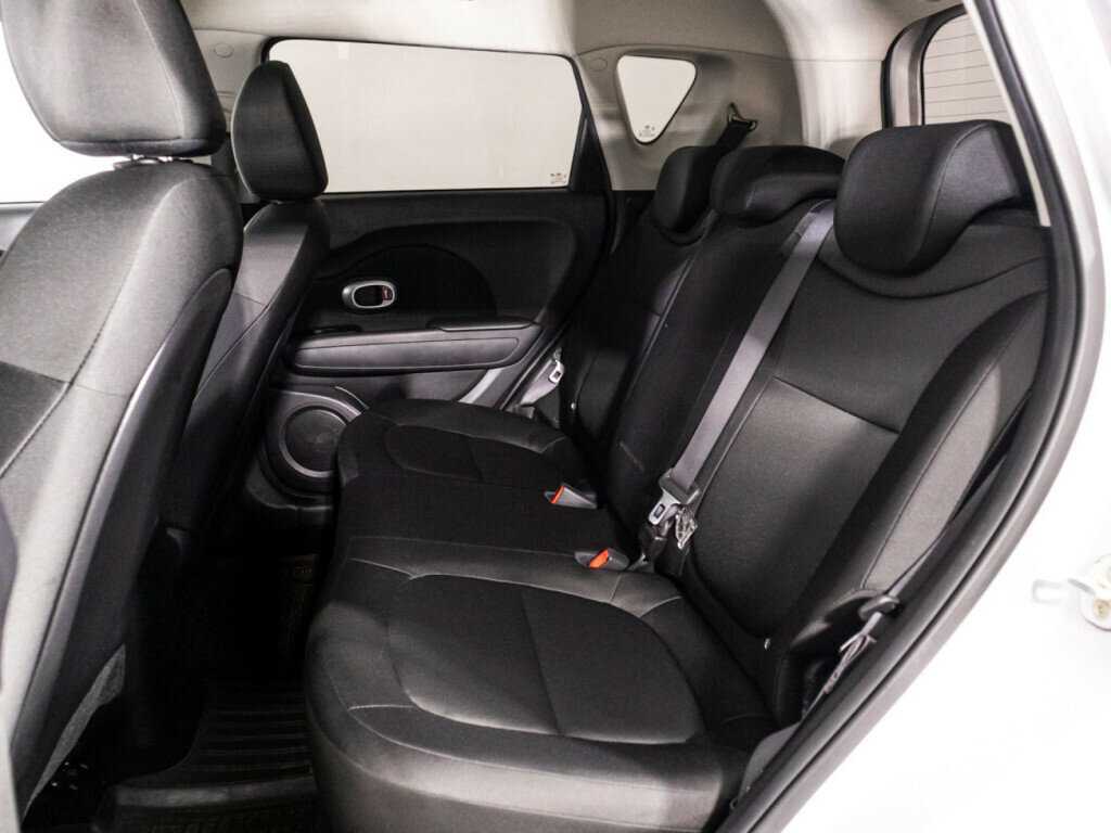 Купить Kia Soul с пробегом. Фото: #9