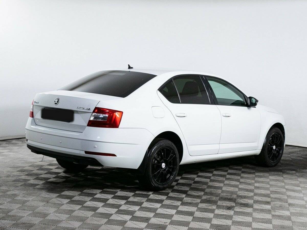 Купить Skoda Octavia с пробегом. Фото: #4