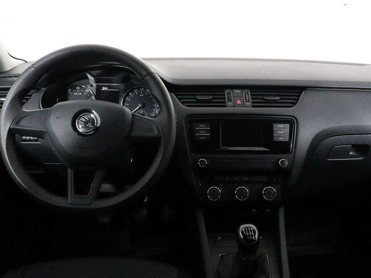 Купить Skoda Octavia с пробегом. Фото: #9