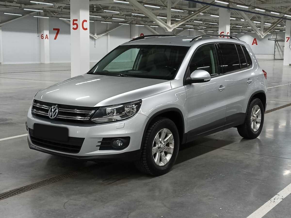 Купить Volkswagen Tiguan с пробегом. Посмотреть фото
