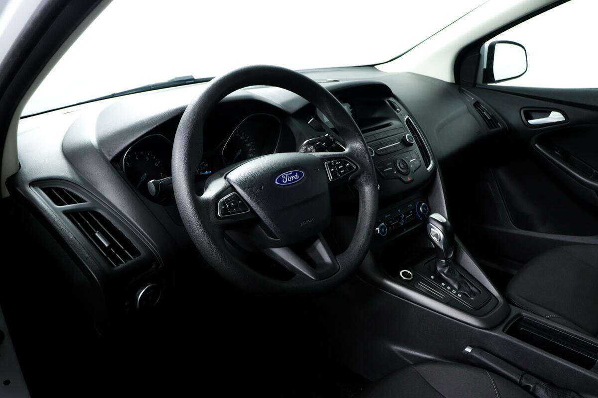 Купить Ford Focus с пробегом. Фото: #12