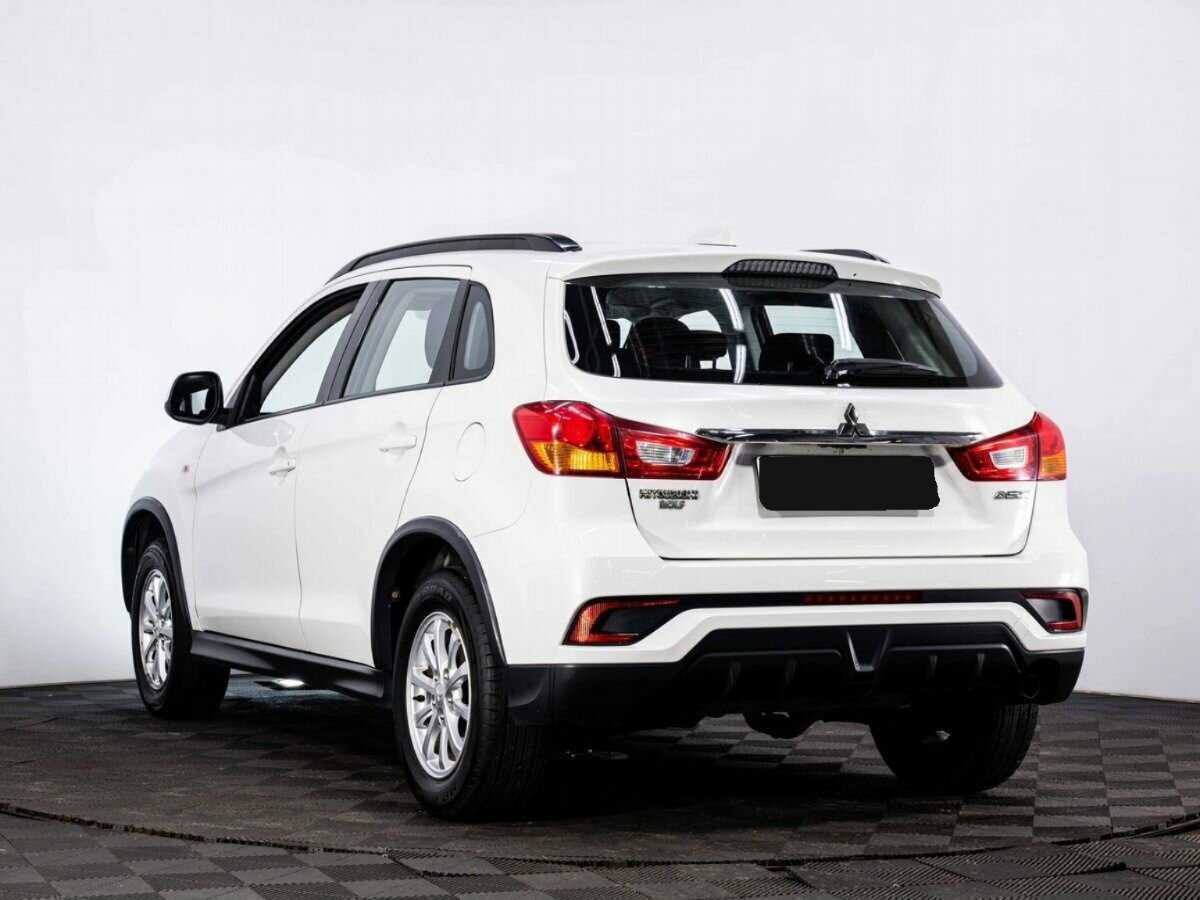 Купить Mitsubishi ASX с пробегом. Фото: #3