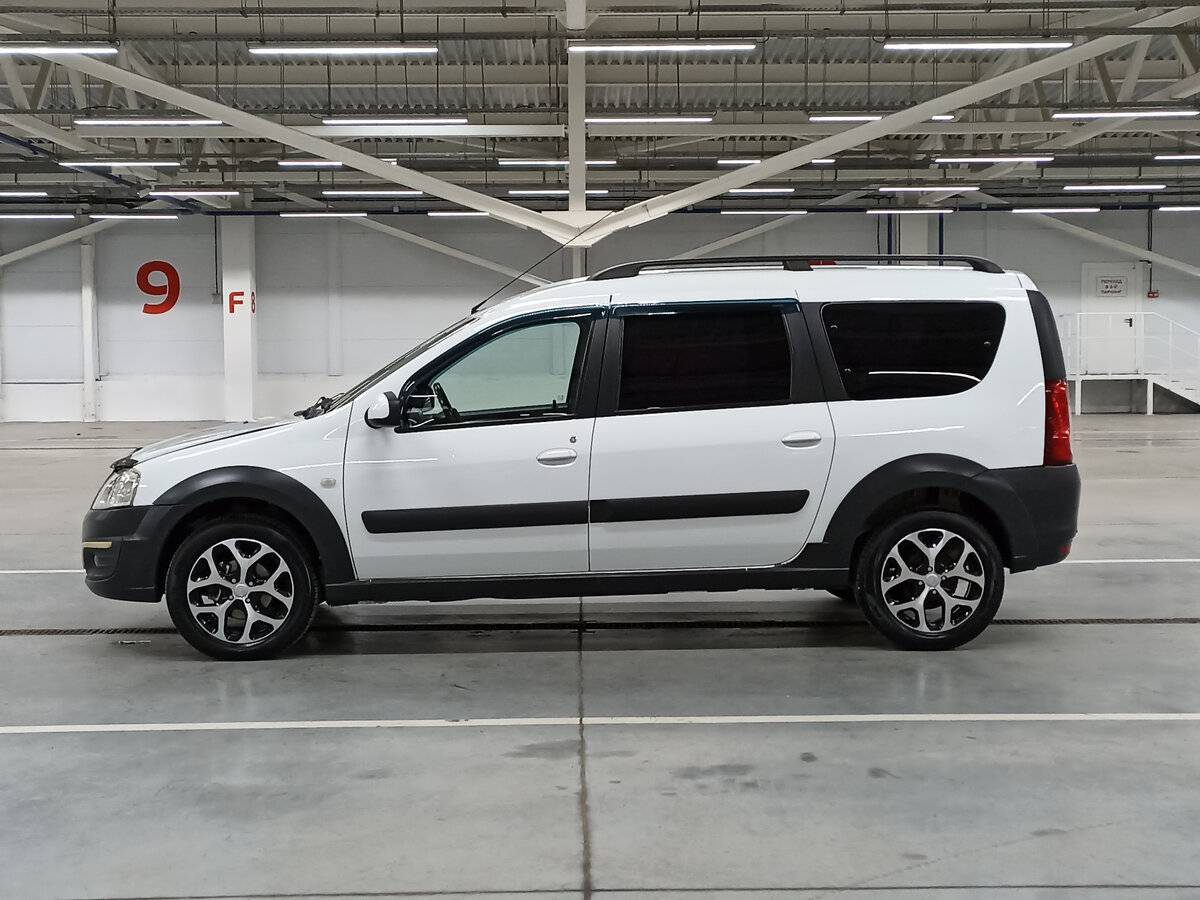 Купить Lada (ВАЗ) Largus с пробегом. Фото: #7