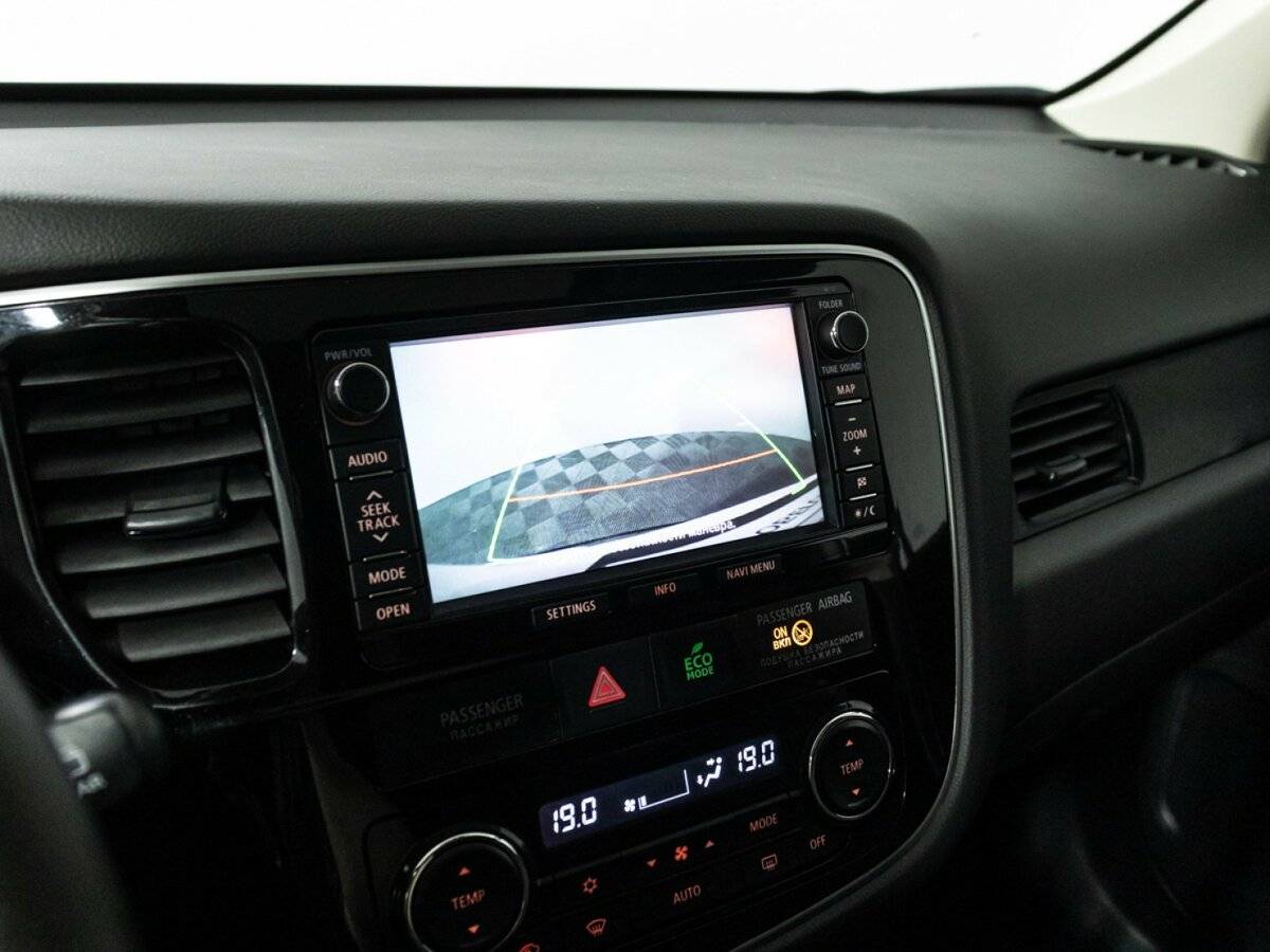 Купить Mitsubishi Outlander с пробегом. Фото: #16