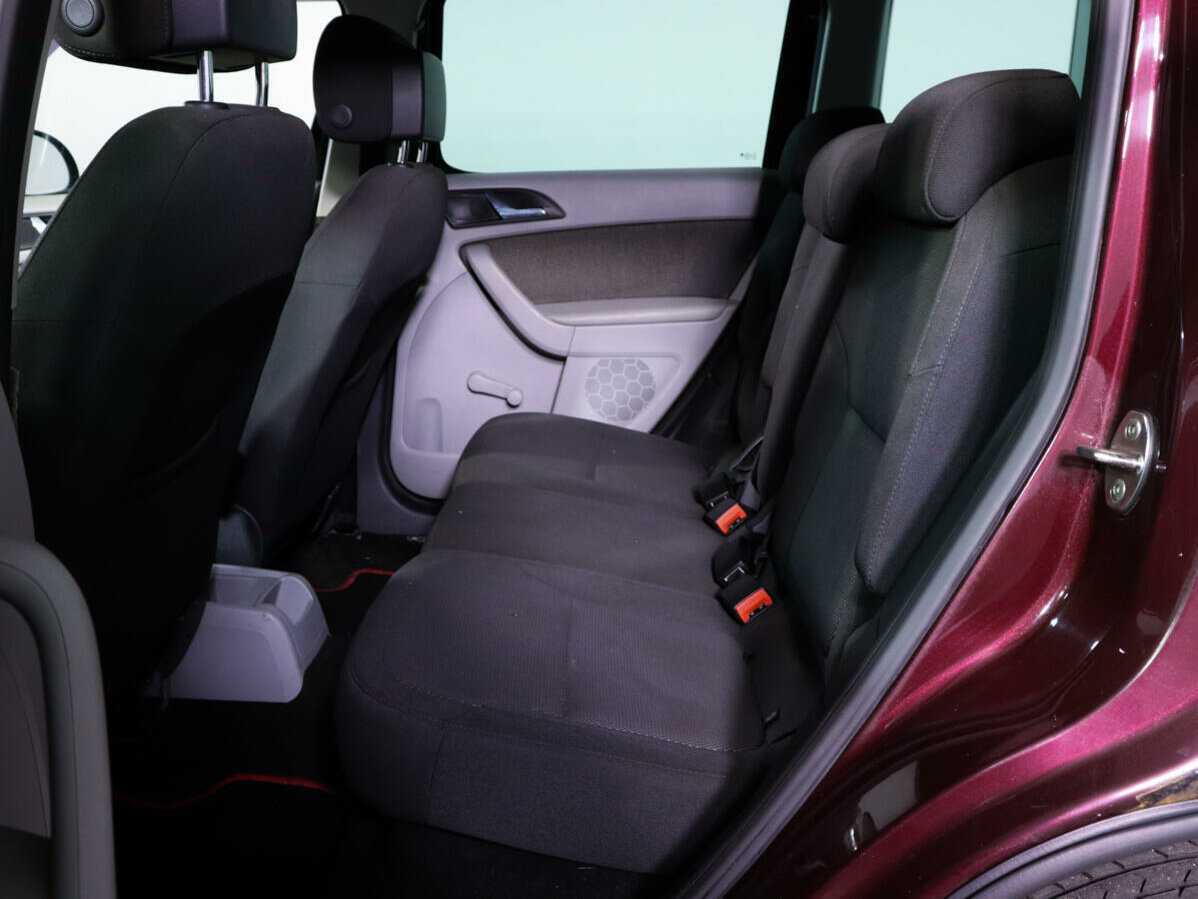 Купить Skoda Yeti с пробегом. Фото: #7