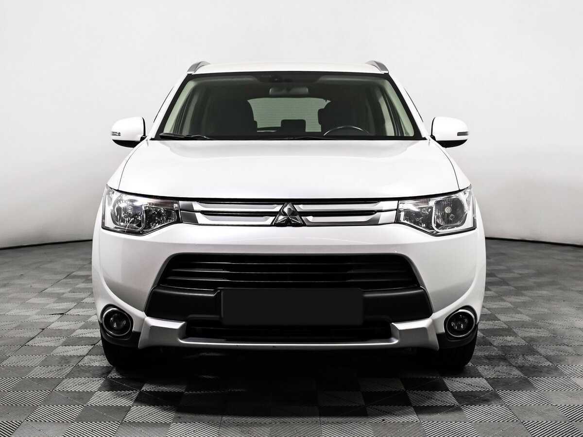 Купить Mitsubishi Outlander с пробегом. Фото: #1