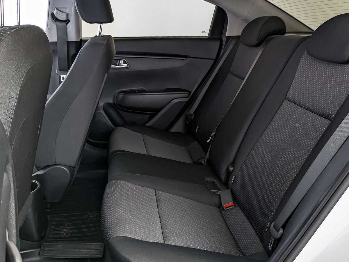 Купить Kia Rio с пробегом. Фото: #17