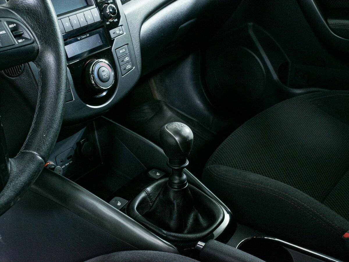 Купить Kia Cerato с пробегом. Фото: #14