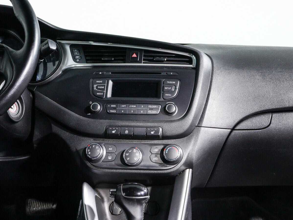 Купить Kia Ceed с пробегом. Фото: #12
