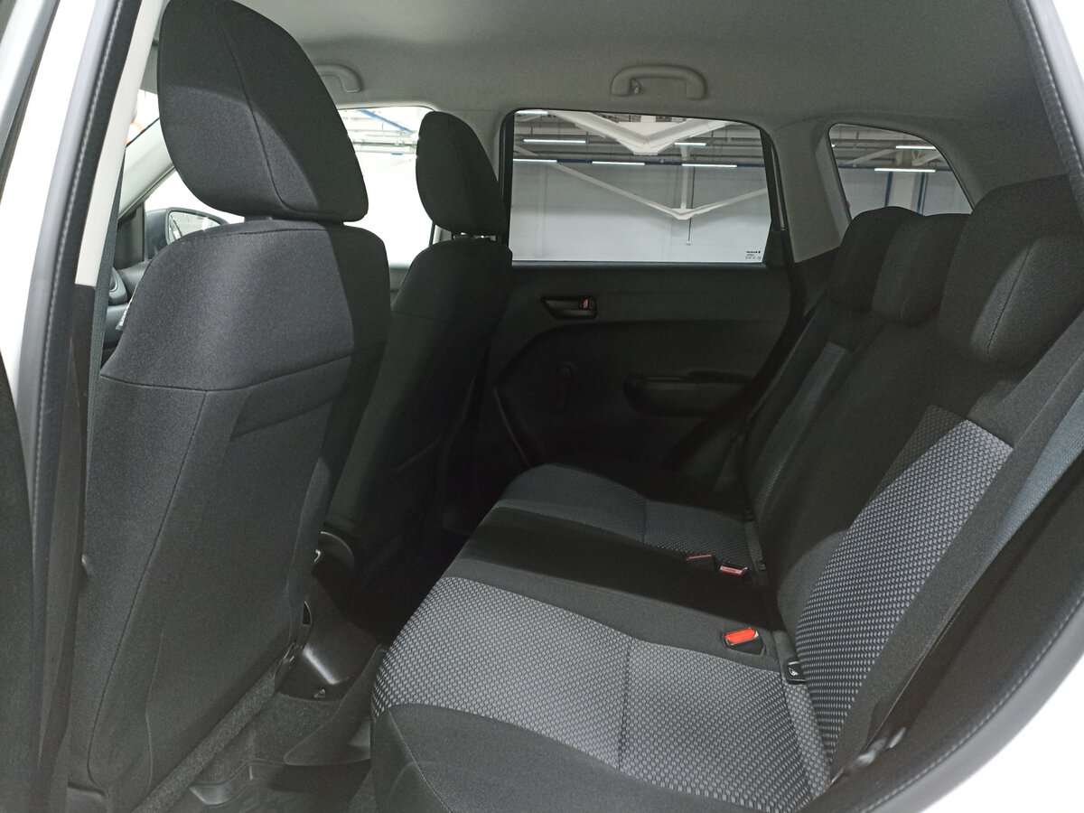 Купить Suzuki Vitara с пробегом. Фото: #11