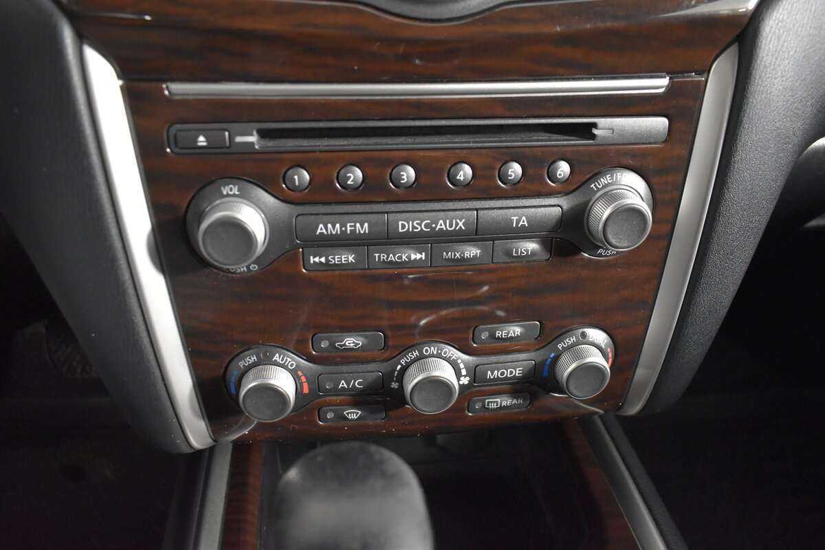 Купить Nissan Pathfinder с пробегом. Фото: #18