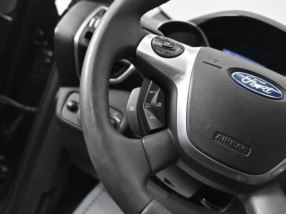 Купить Ford Kuga с пробегом. Фото: #8