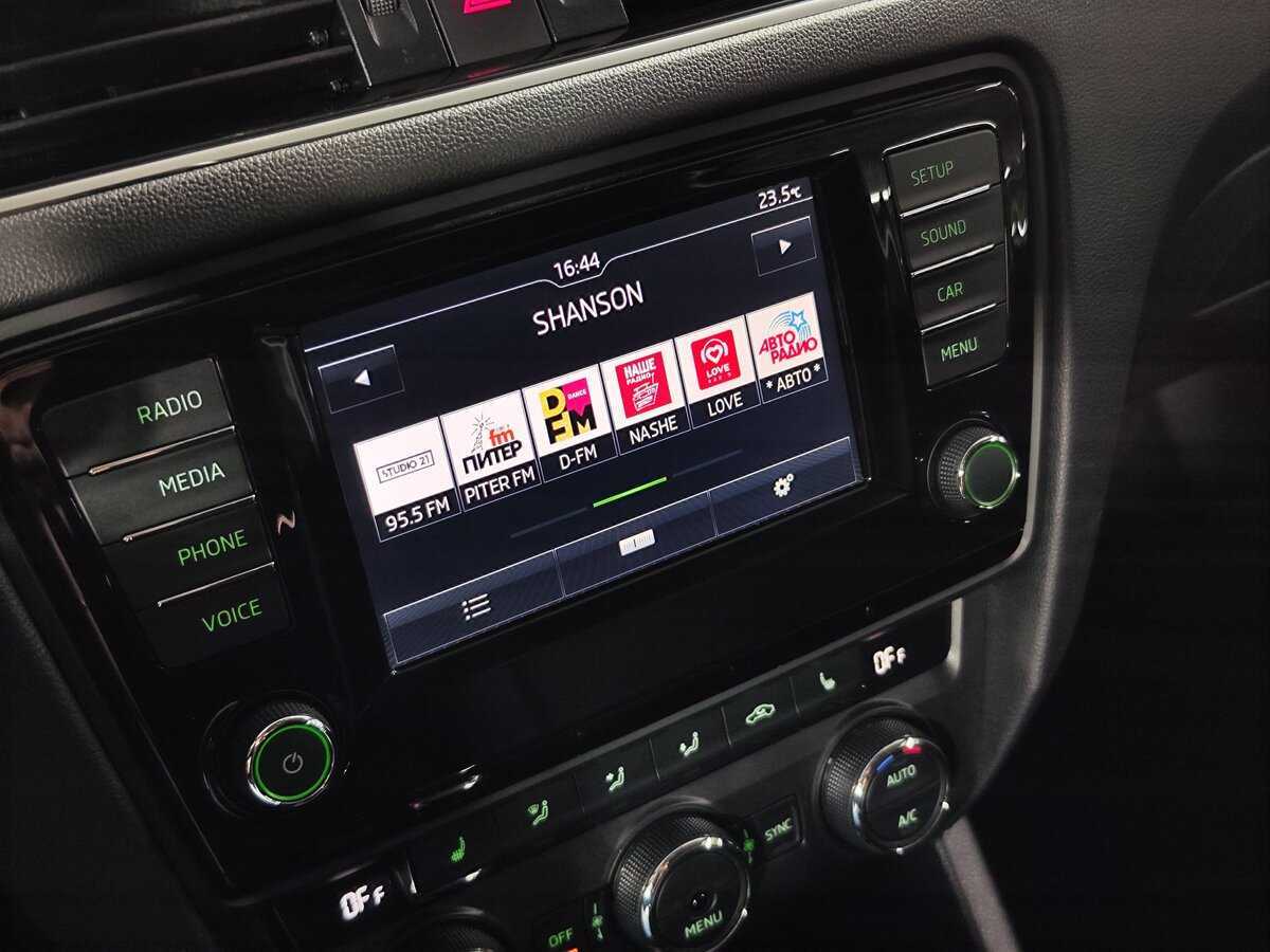 Купить Skoda Octavia с пробегом. Фото: #12