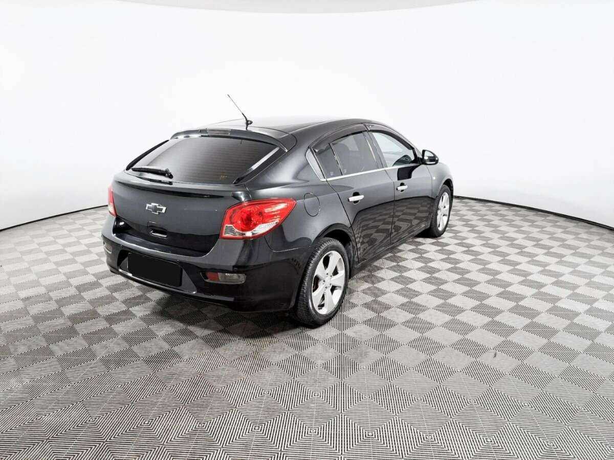 Купить Chevrolet Cruze с пробегом. Фото: #4