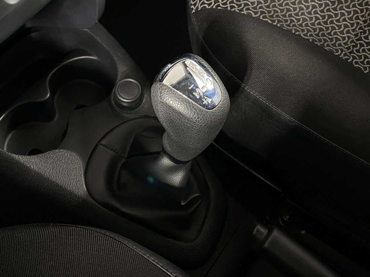 Купить Renault Sandero с пробегом. Фото: #14