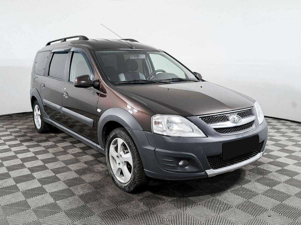 Купить Lada (ВАЗ) Largus с пробегом. Фото: #2