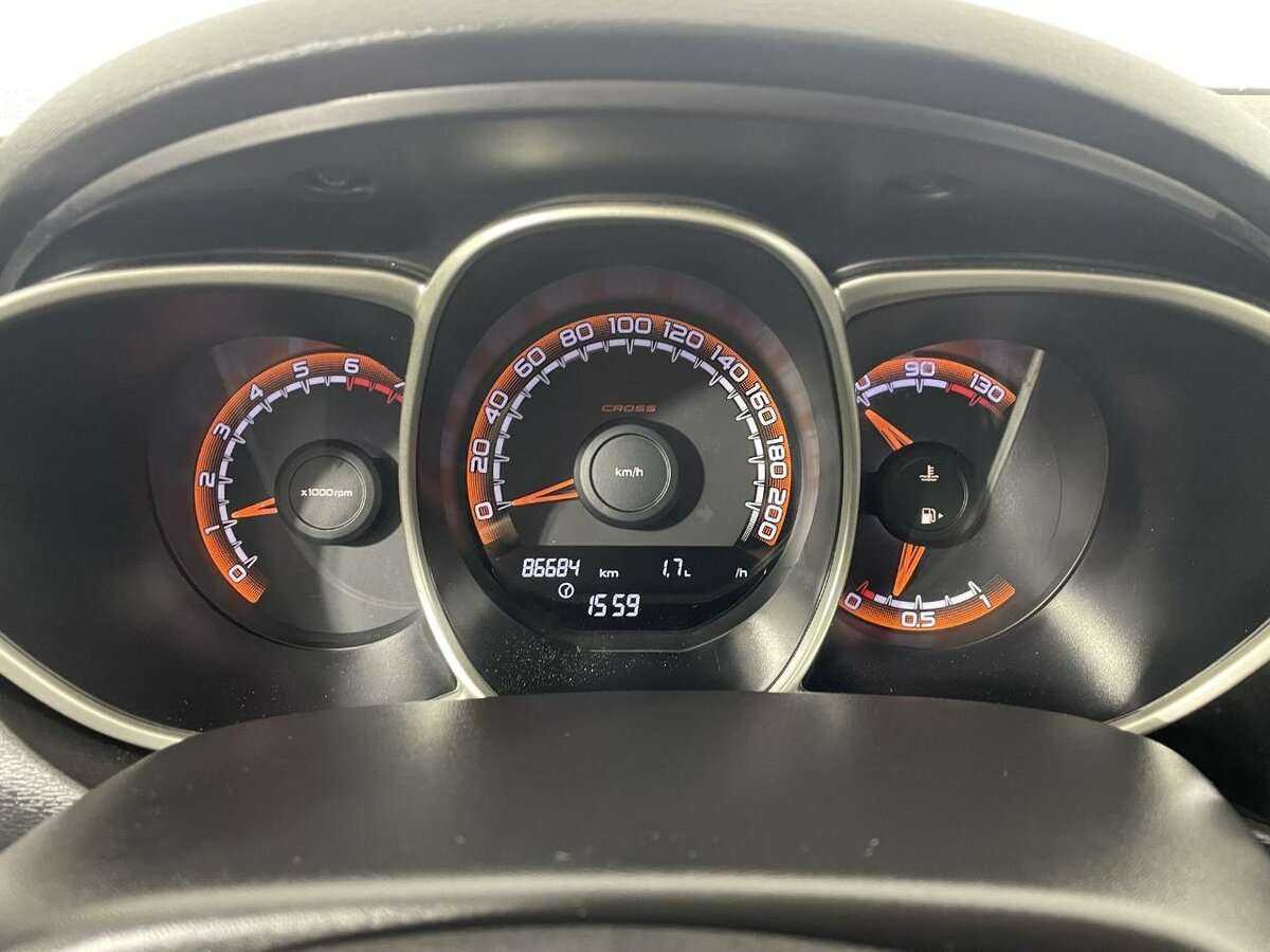 Купить Lada (ВАЗ) Vesta с пробегом. Фото: #10