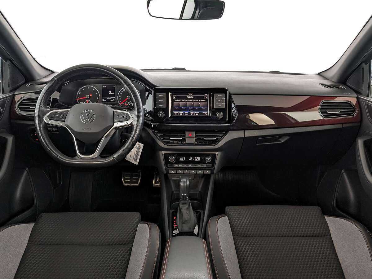 Купить Volkswagen Polo с пробегом. Фото: #9