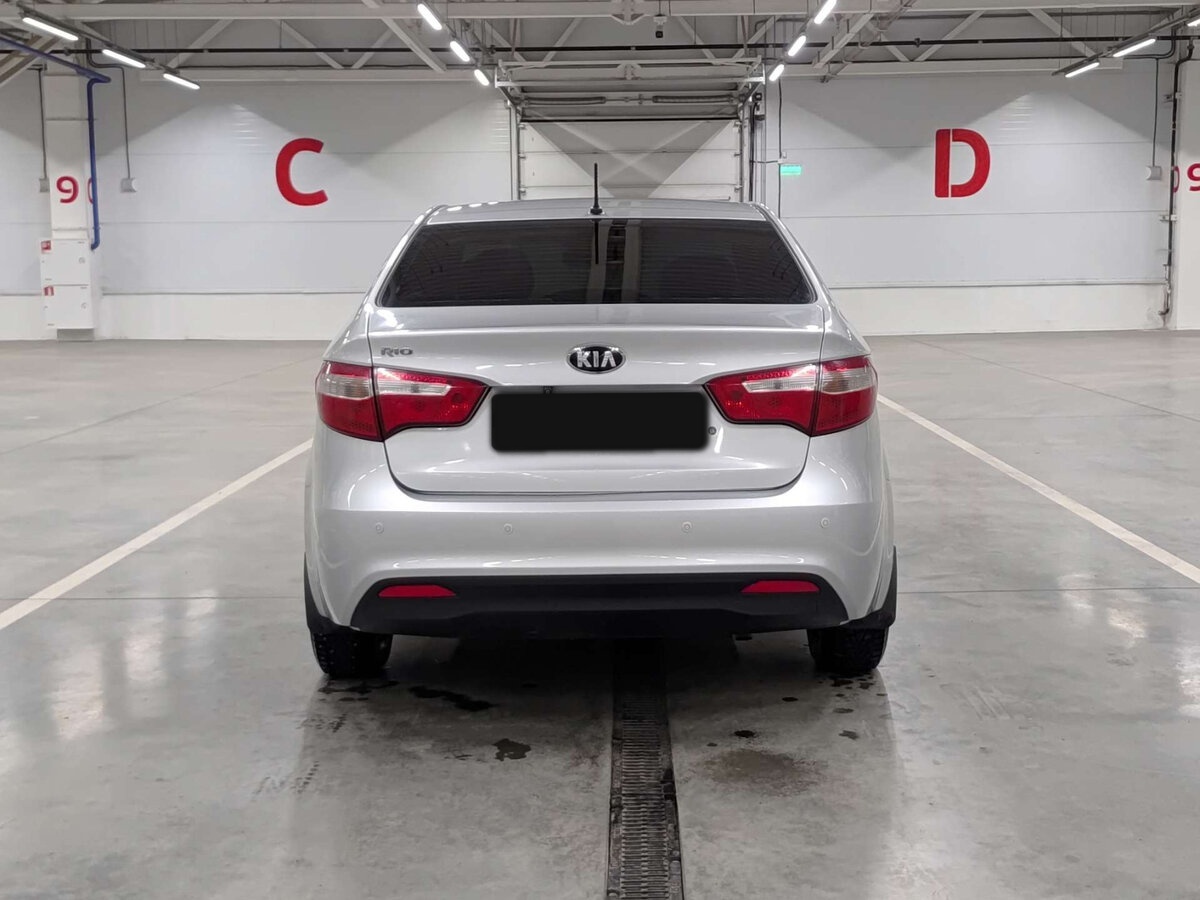 Купить Kia Rio с пробегом. Фото: #5