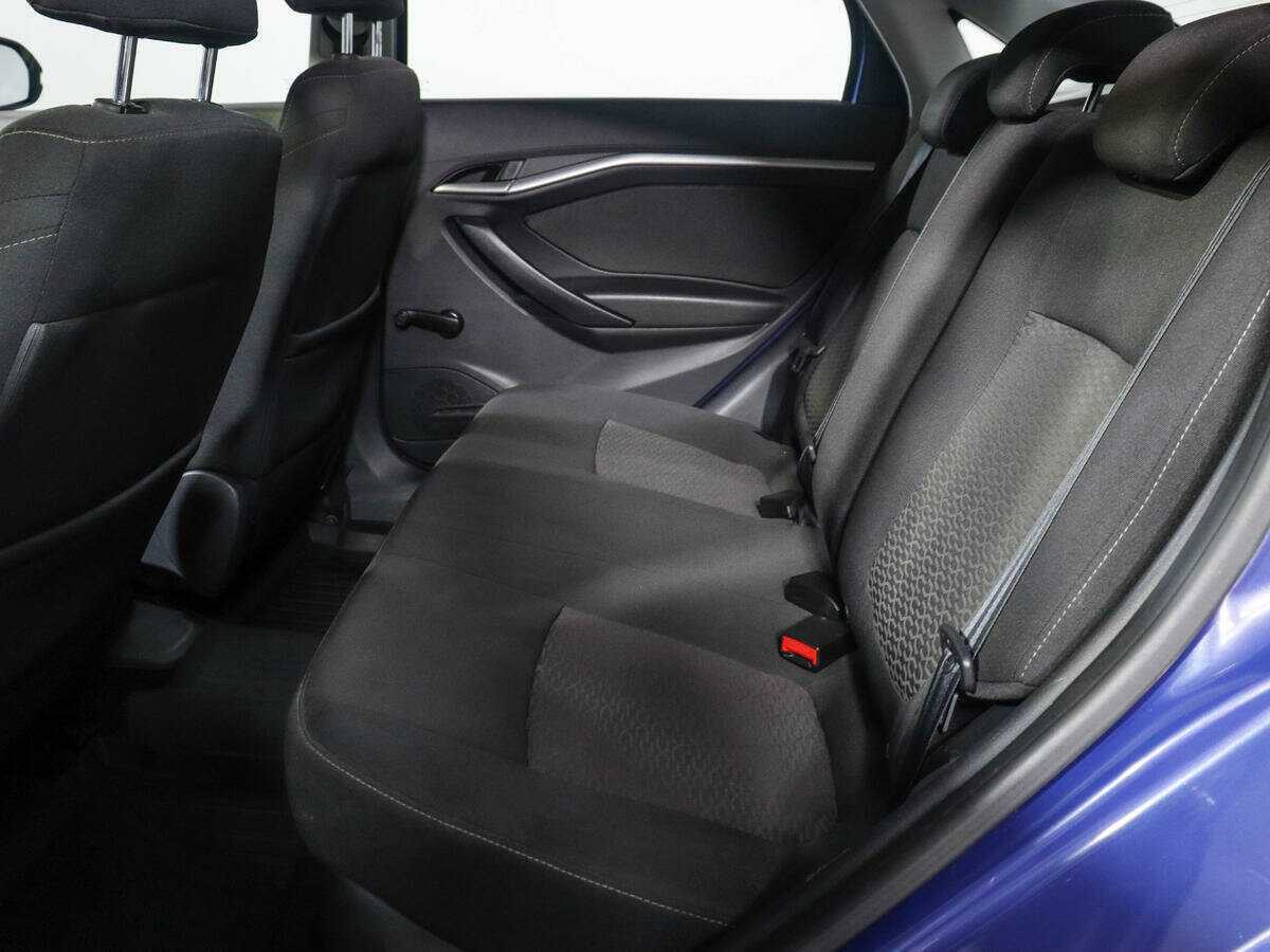 Купить Lada (ВАЗ) Vesta с пробегом. Фото: #9