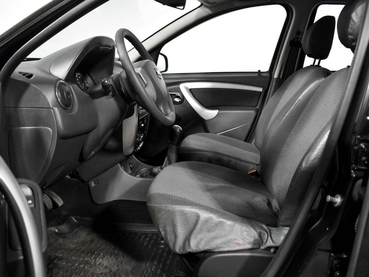 Купить Nissan Terrano с пробегом. Фото: #9