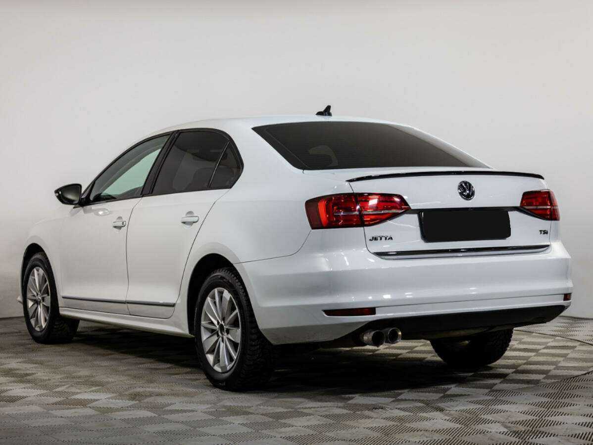 Купить Volkswagen Jetta с пробегом. Фото: #5