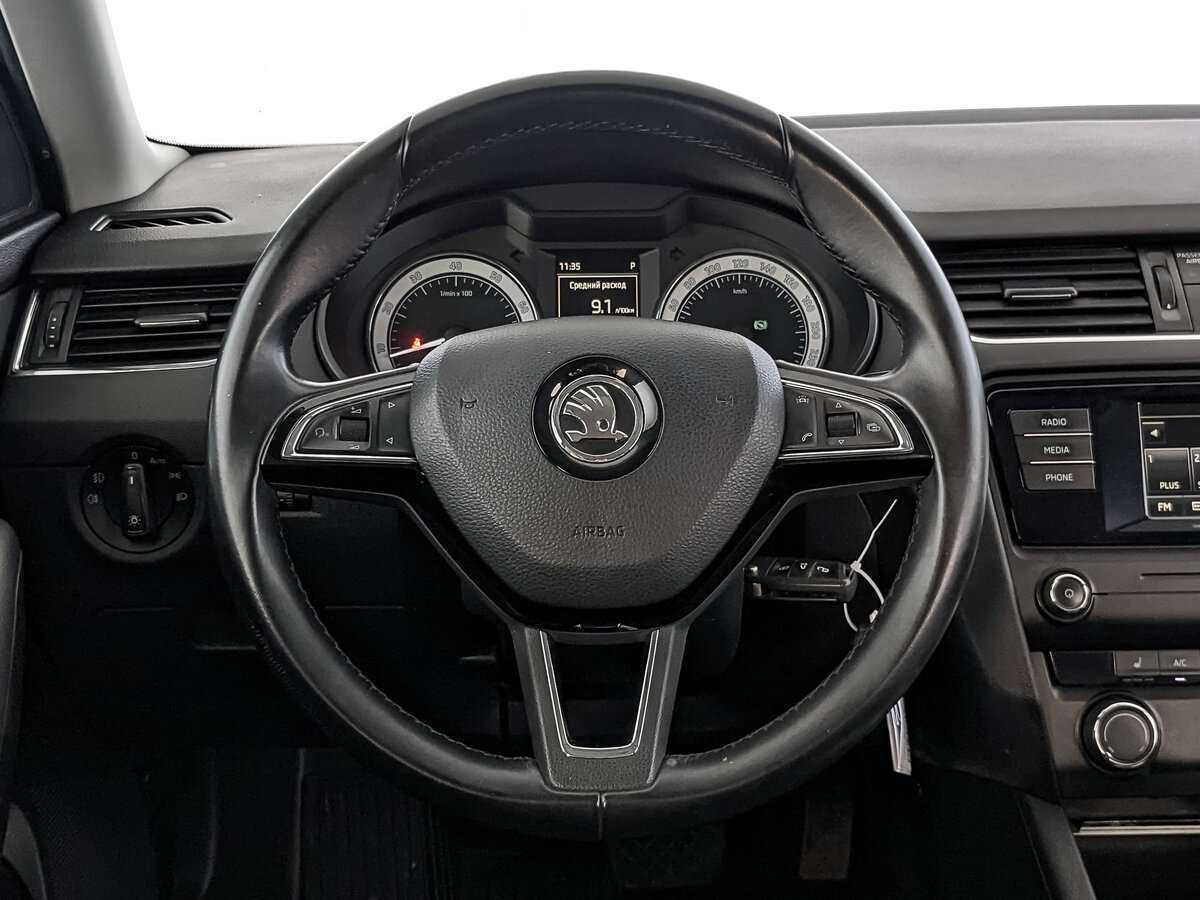 Купить Skoda Octavia с пробегом. Фото: #21