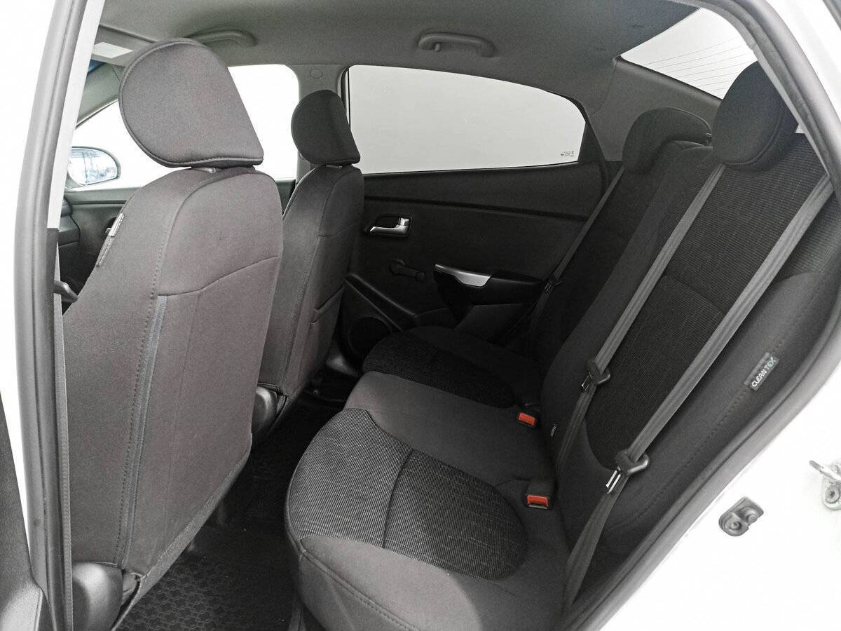 Купить Kia Rio с пробегом. Фото: #11