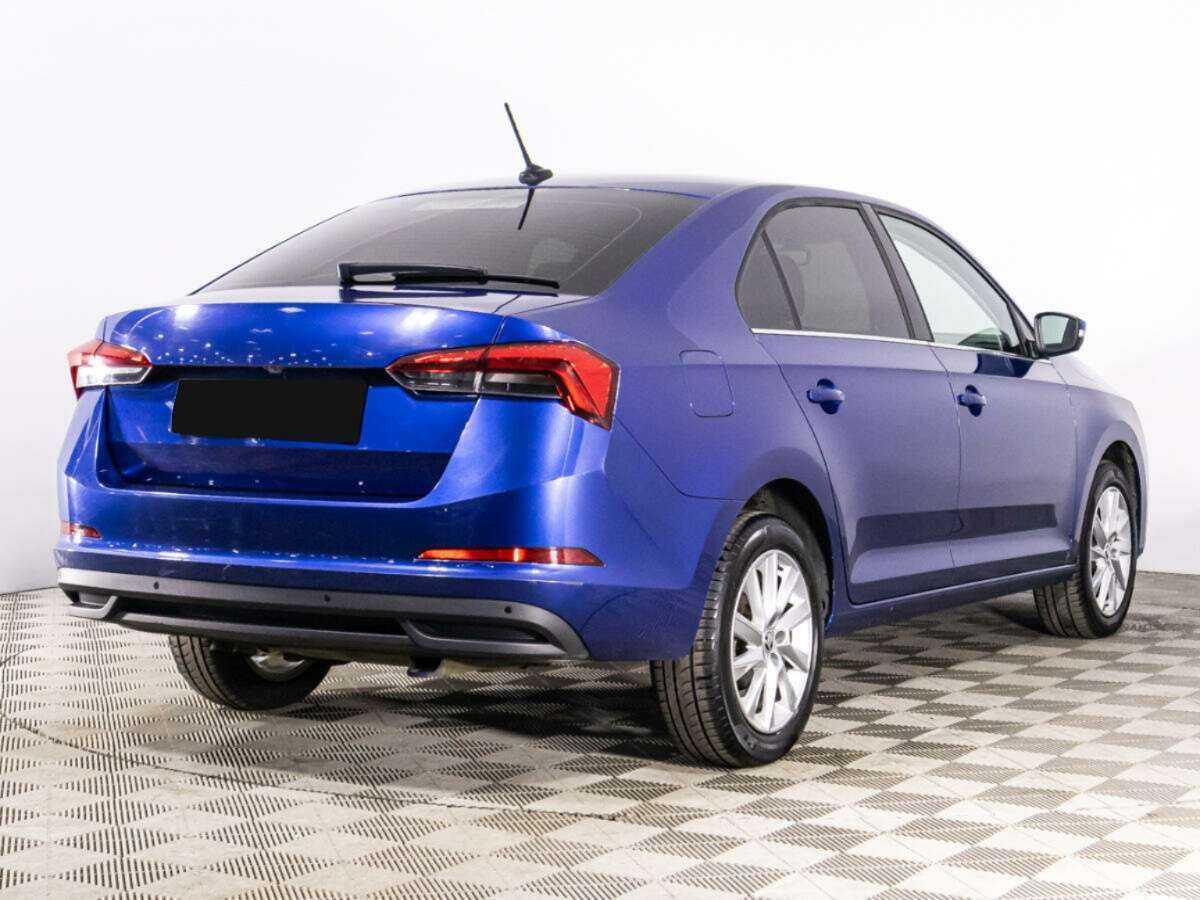 Купить Skoda Rapid с пробегом. Фото: #4