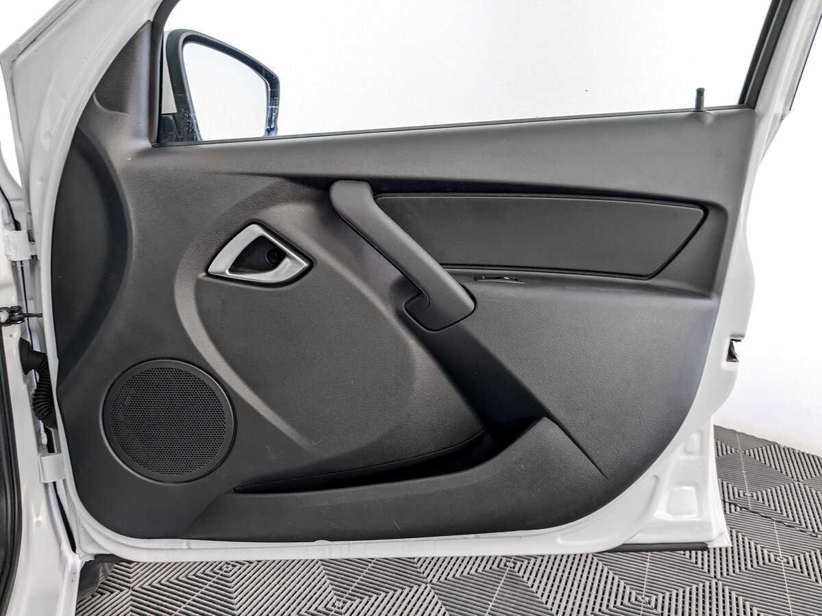 Купить Lada (ВАЗ) Granta с пробегом. Фото: #22