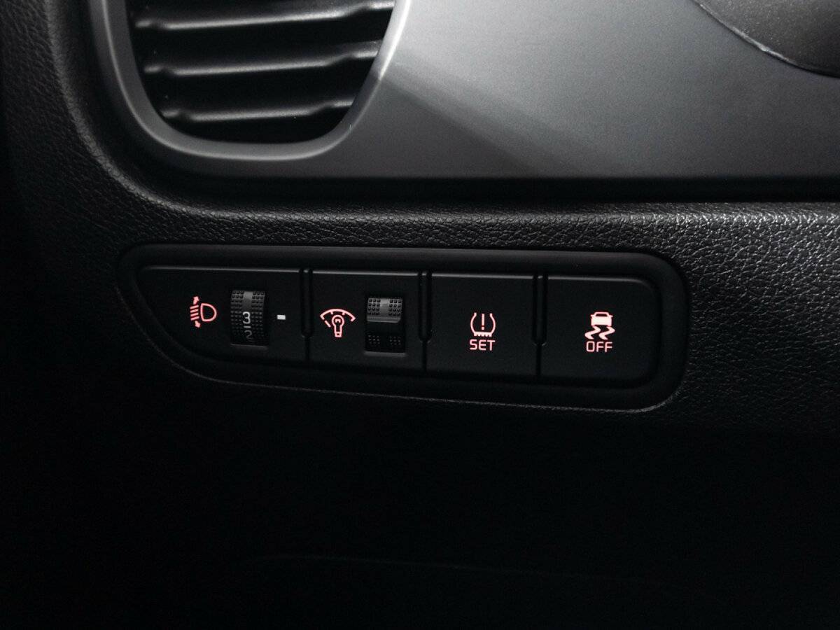 Купить Kia Rio с пробегом. Фото: #23