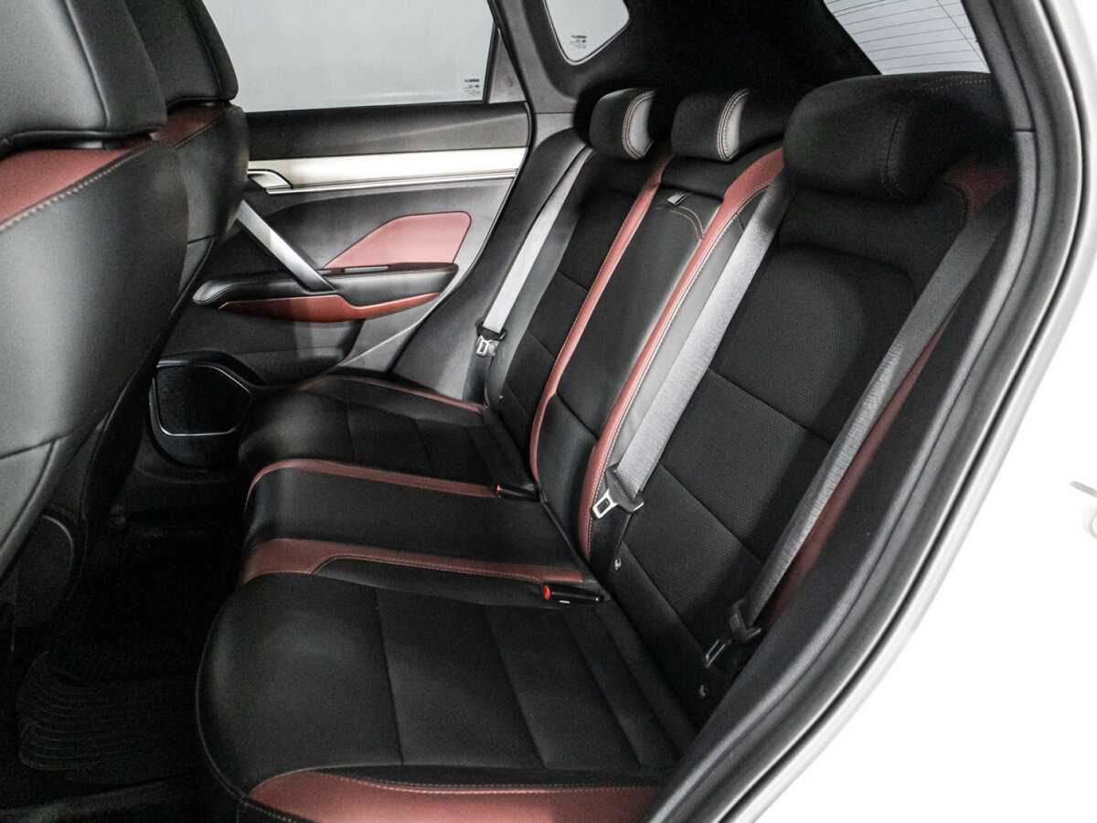 Купить Geely Coolray с пробегом. Фото: #9